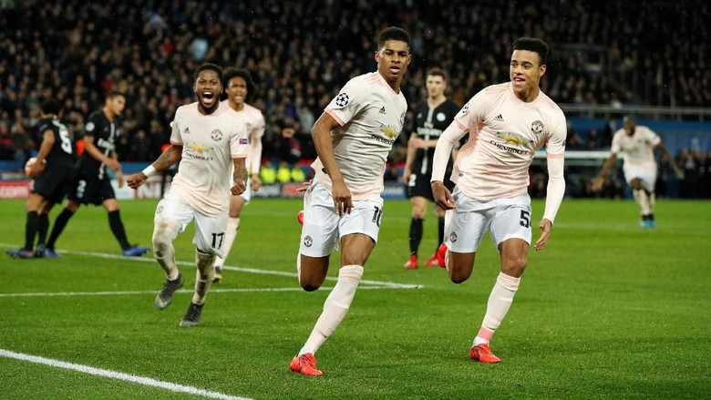 Drama VAR dan Penalti, MU Singkirkan PSG