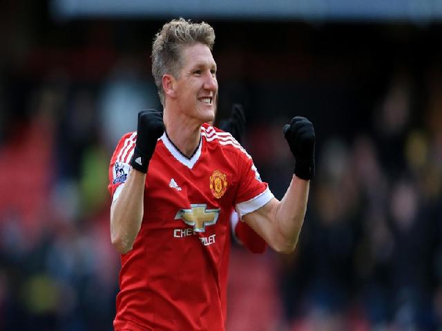 Terkait Perlakuan Mou Terhadap Schweini, Podolski Kritik Mourinho