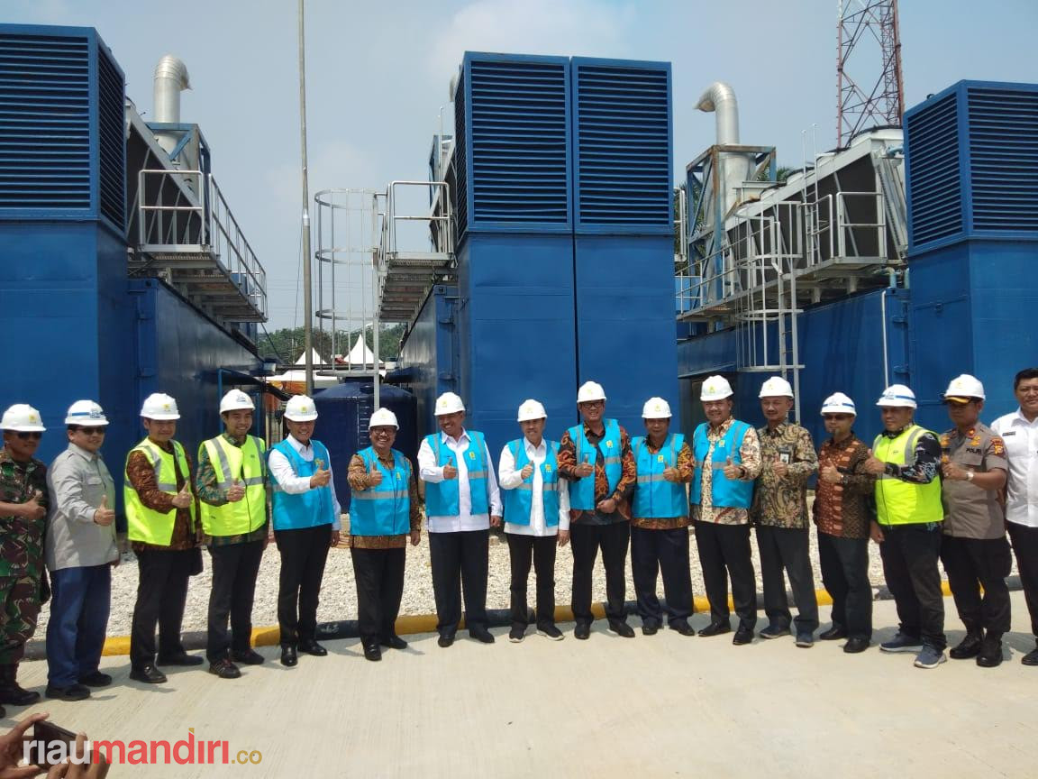 Gubernur Riau Resmikan Proyek PLTMG di Koto Gasib