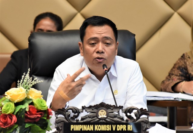 Komisi V DPR RI Desak Kemenhub Atasi Masih Mahalnya Tiket Moda Transportasi