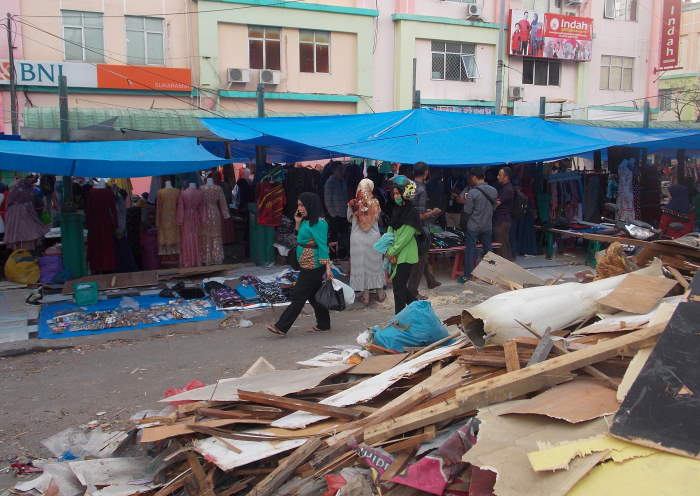 Pedagang Tenda Biru di Area Plaza Sukaramai Pekanbaru Bakal Ditertibkan