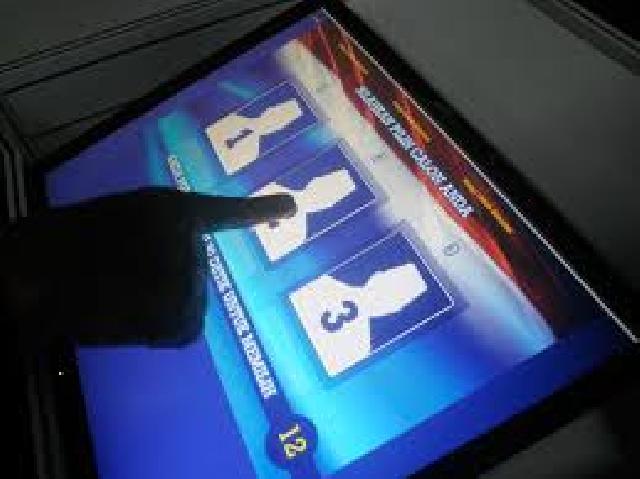 Rohul Terapkan E-Voting di Pilkades 2018