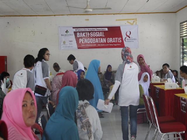 Eka Hospital Laksanakan Baksos