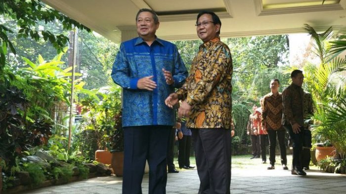 SBY dan AHY Disambut Salam Hormat di Rumah Prabowo 