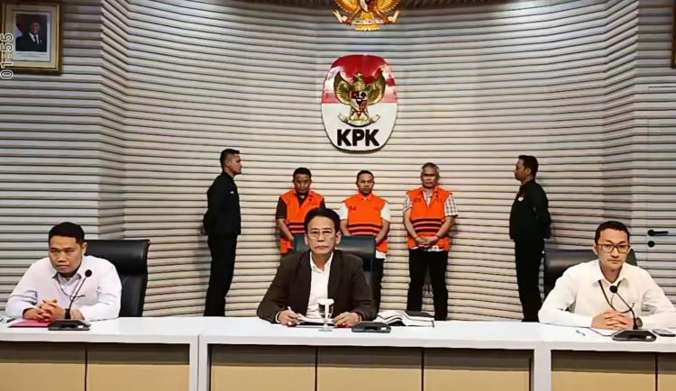 Selama 20 Hari Kedepan, Gubri Wahid dan Dua Bawahannya Ditahan Terpisah