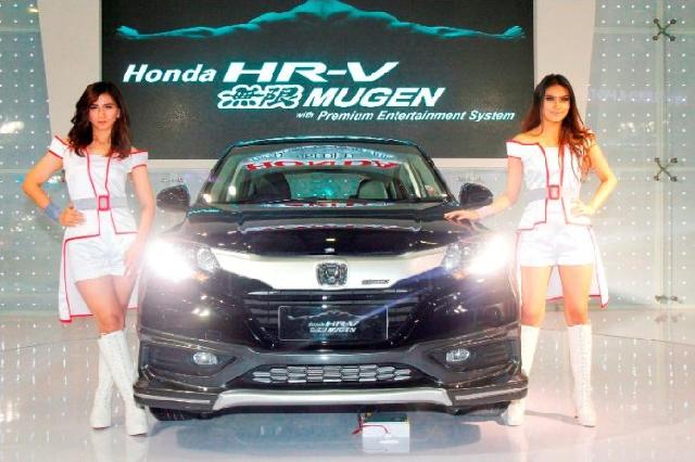Honda Menampilkan HR-V Mugen Di Pameran Otomotif Makassar 2016