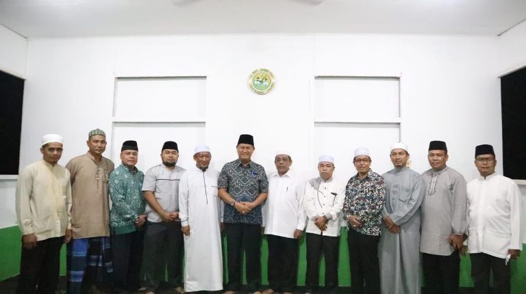 Wabup Inhil Buka Secara Resmi Majelis Taklim Miftahul Hidayah