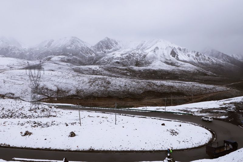 Delapan Orang Tewas Tertimbun Longsoran Salju di Tibet China