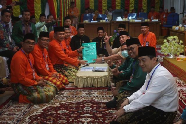 Ini Alasan KPU Riau Menolak Pendaftaran Syamsurizal-Zaini Ismail
