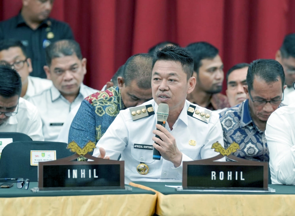 Bupati Rohil Minta Perbaikan Infrastruktur Jalan Saat Musrenbang RKPD Riau 2024