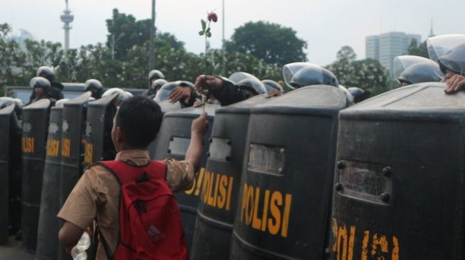 Polisi Sebut Ada 2 Siswa SD Bayaran Ikut Demo ke DPR