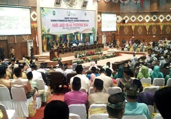 12 Tokoh Perjuangan yang Dianugerahi Penghargaan Sempena HUT Riau