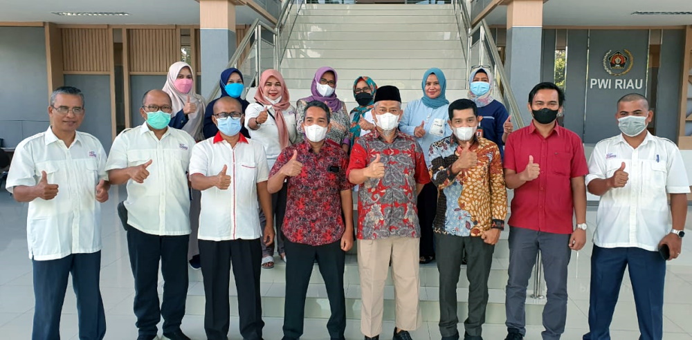 Antisipasi Munculnya Hoaks Pemilu, Komisioner KPU Pekanbaru Temui Pengurus SMSI Riau