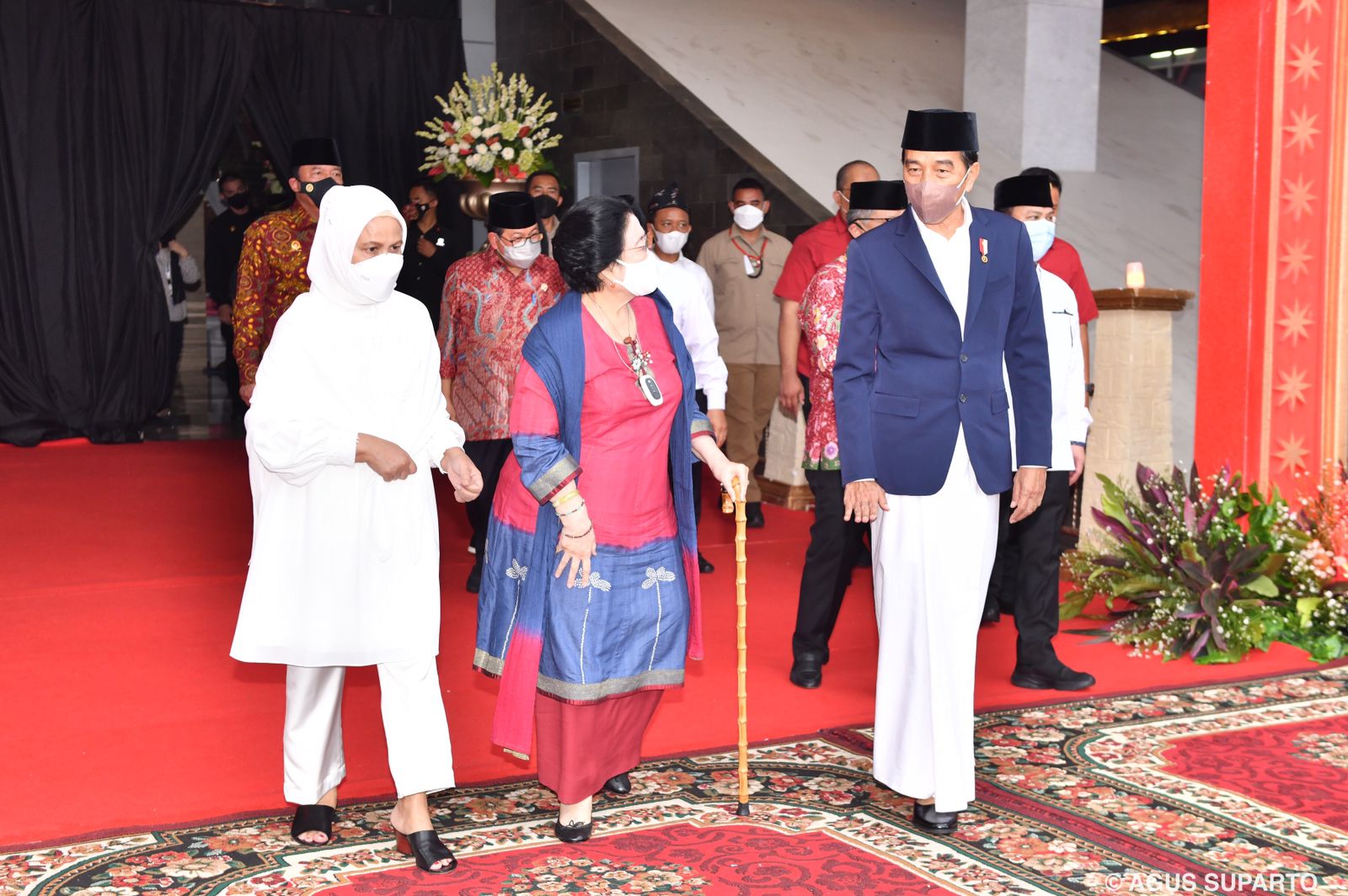 Presiden Jokowi Resmikan Masjid At-Taufiq, Puan Berharap Jadi Sarana Syiar Islam