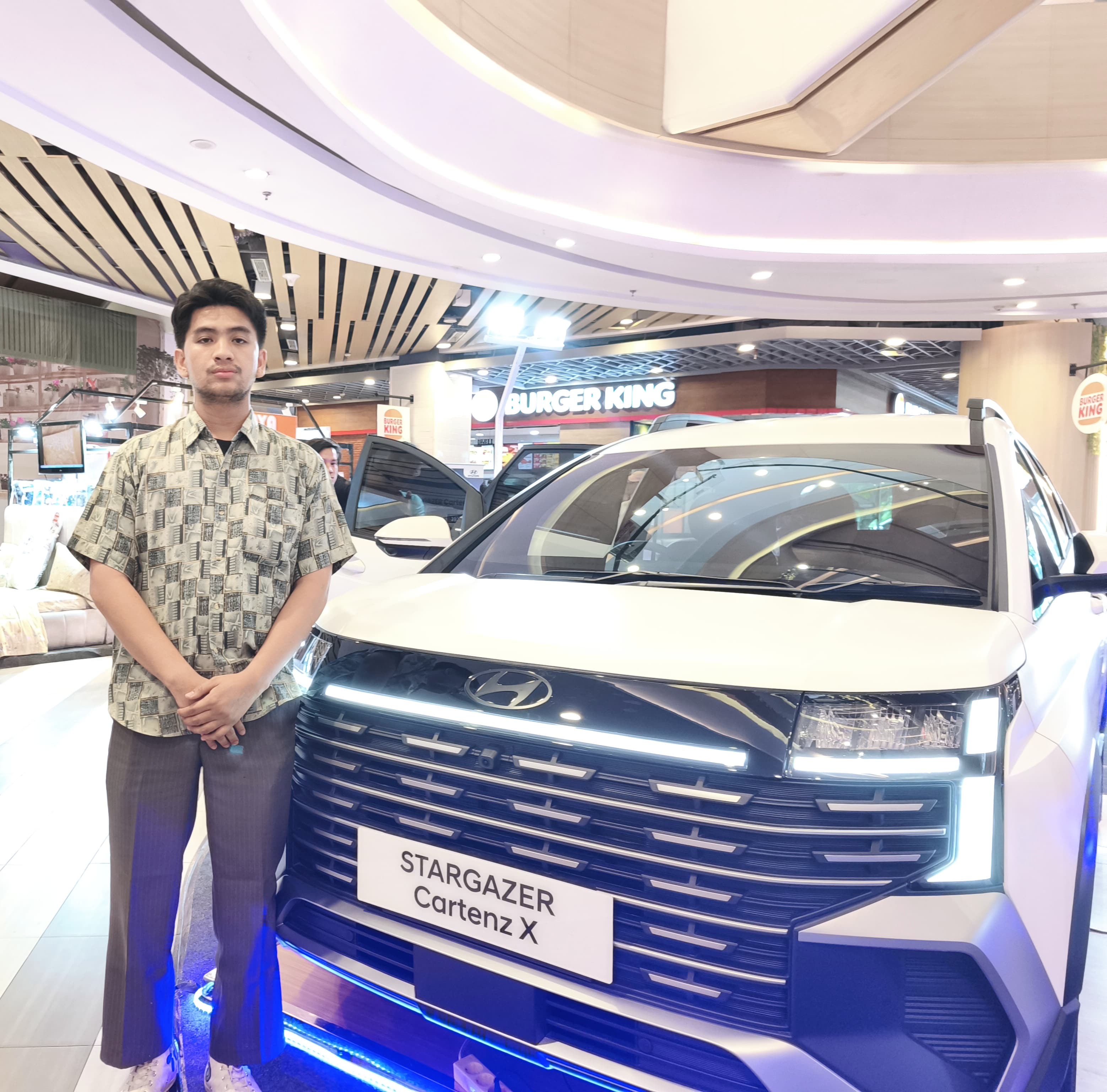 Hadir di LW Pekanbaru, Hyundai Pamerkan Stargazer Cartenz dan Cartenz X: Ada Promo Emas 5 Gram