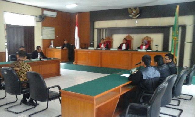 Mantan Kadisdikbud Kampar Dituntut 2 Tahun Bui