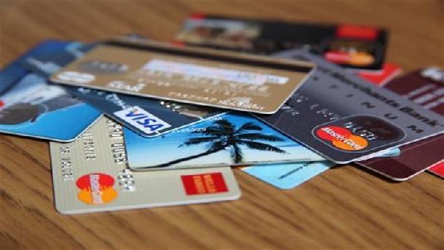 5 Cara Lepas dari Ketergantungan Kartu Kredit