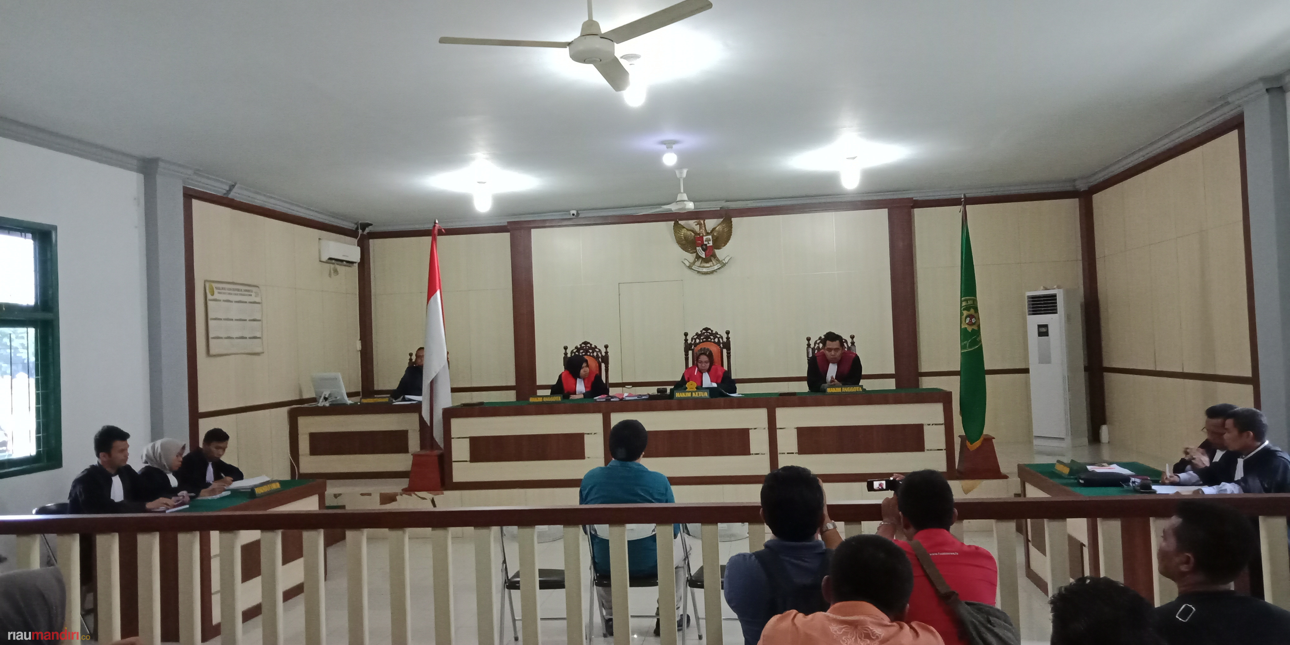 PN Siak Vonis Bebas Suratno dan Teten dalam Kasus Dugaan Pemalsuan SK Pelepasan Kawasan Hutan