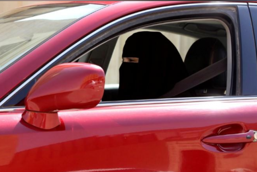 Arab Saudi Bolehkan Perempuan Jadi Sopir Taksi