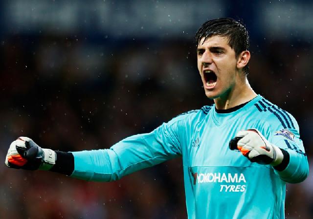 Courtois Yakin Chelsea tak Terdegredasi