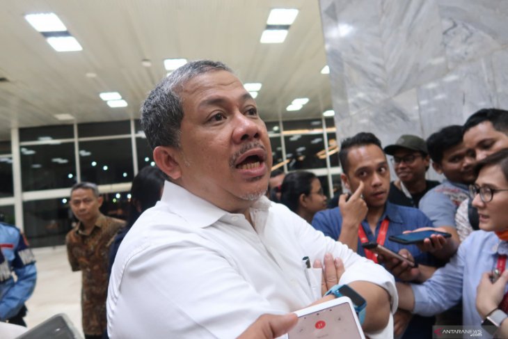 Agar Tenang, Fahri Hamzah Sebut Jokowi Mesti Minta Tausiyah ke Ma'ruf