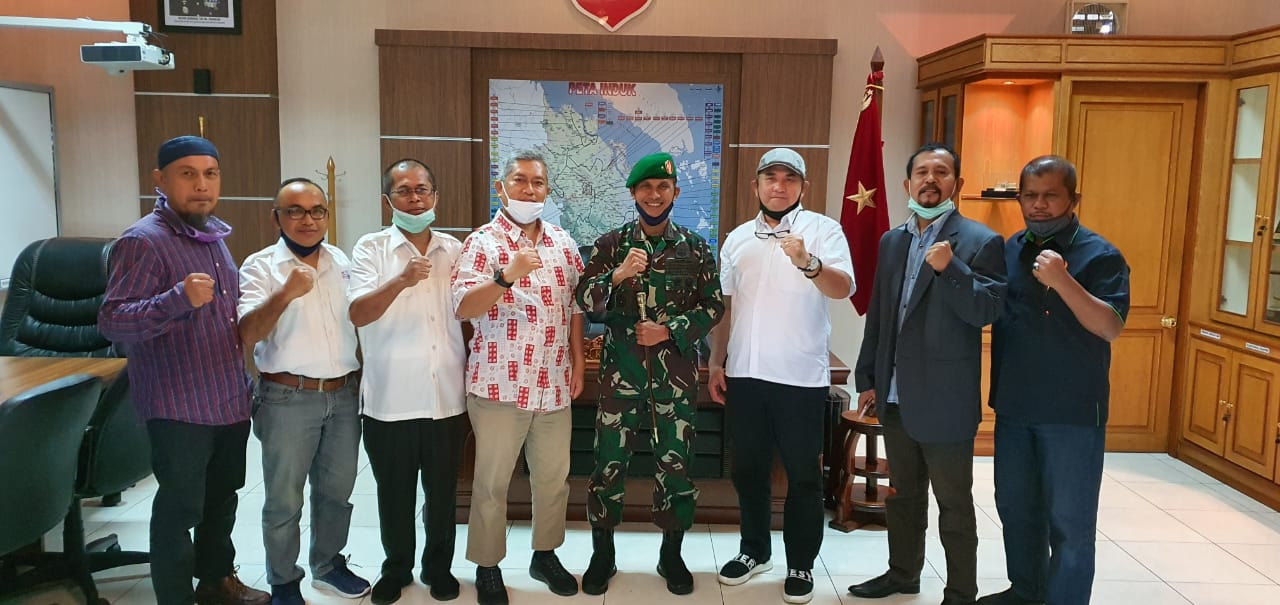 Silaturahmi dengan PWI-SMSI Riau, Danrem: Saya Butuh Dukungan Wartawan