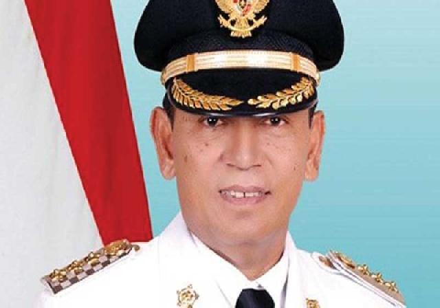 Sindo Weekly Beri Penghargaan Bupati Harris