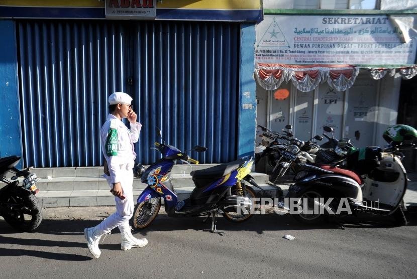 Pemerintah Kaji Arti Khilafah Islamiah di AD/ART FPI