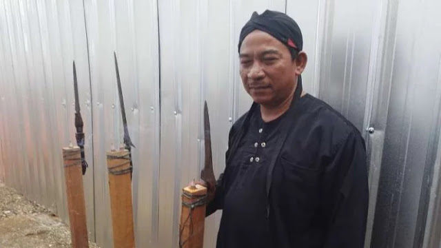 Pawang Hujan dari Surabaya Didatangkan Khusus saat Jokowi Pantau Tol di Aceh