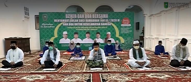 Gubri Teteskan Air Mata Saat Zikir dan Doa Bersama Sambut Ramadan di Tengah Pandemi Corona