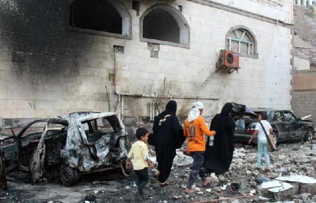 Serangan Bom Bunuh Diri di Yaman, Puluhan Orang Tewas
