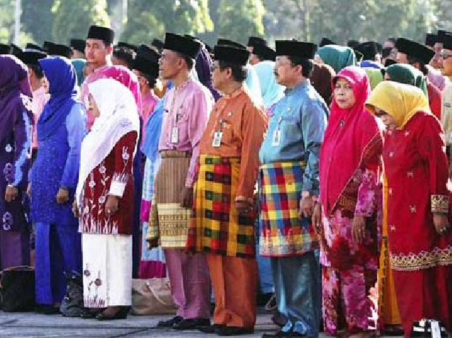 Seragam Dinas PNS Rohul  Jubah Putih Ganti Pakaian Melayu