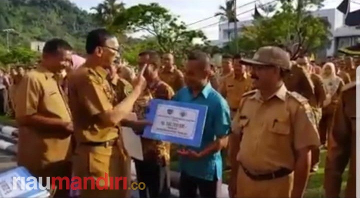 Heboh Video Bupati Pesisir Selatan, Timses Jokowi: Sah-sah Saja