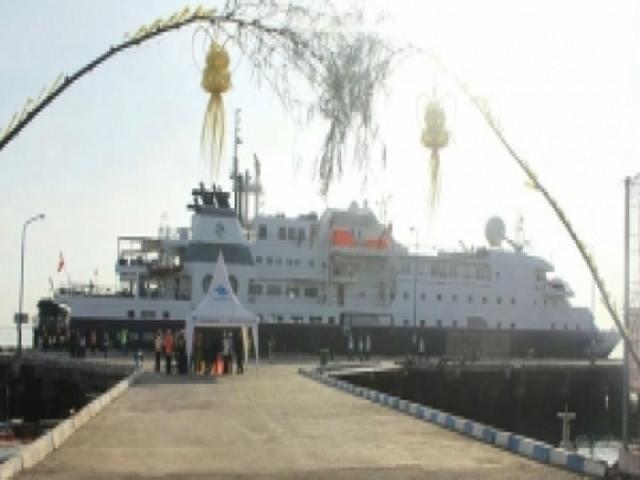 Pertama Kalinya Kapal Pesiar Ms Merapat di Pelabuhan Tanjung Wangi