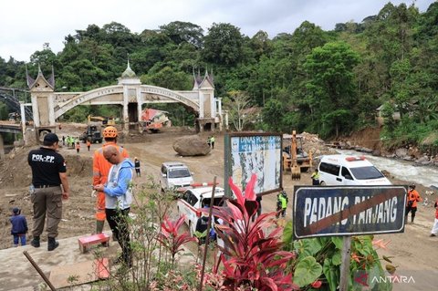 BPBD Sumbar Catat 129 Korban Meninggal dan 87 Dalam Pencarian