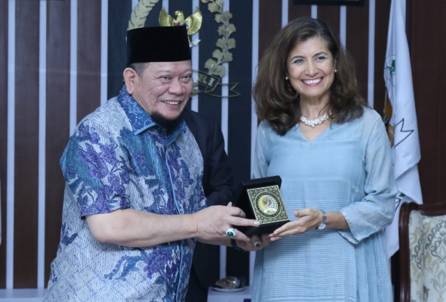 Ketua DPD RI Ajak Negara Anggota OECD Berinvestasi di Seluruh Daerah Indonesia
