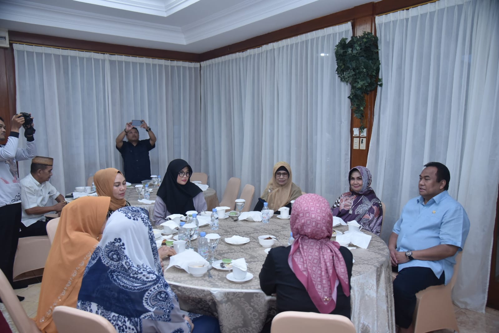 Gobel Buka Puasa Bersama Para Janda Pejuang Gorontalo