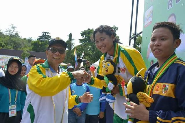 Hari Pertama, Kampar Berhasil Raih Tiga Emas dari Cabang Renang