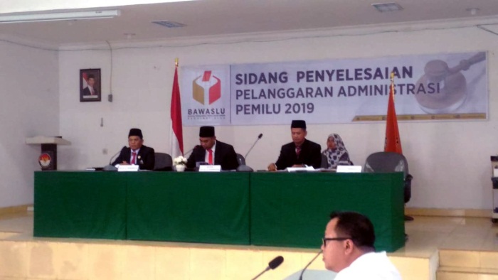 Dinyatakan Belum Cukup Umur, Bakal Calon Anggota DPD Gugat KPU Riau, Bawaslu Gelar Sidang