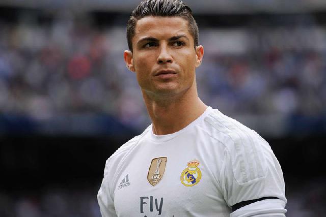 Cristiano Ronaldo Bantah Hoax dengan Bijak