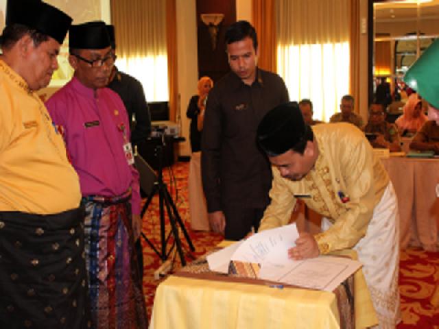 Kadiskop Riau Sosialisasikan  Pembinaan Koperasi Terintegrasi