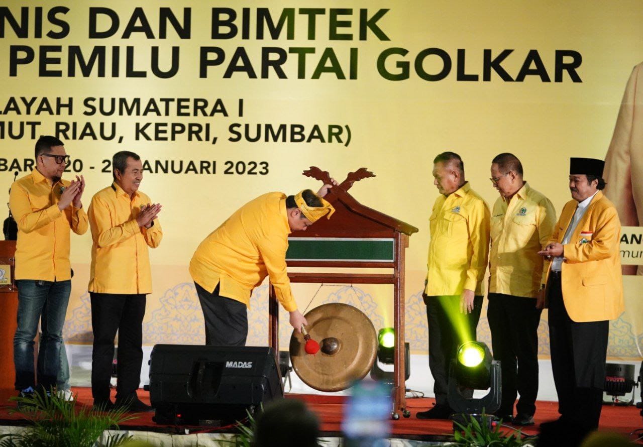 Airlangga Tergetkan Golkar Sumbagut 17 Kursi ke Senayan, Riau Tambah 2 Jadi 4