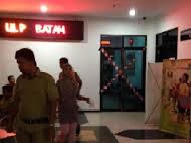 Jaksa Segel Kantor Unit Layanan Pengadaan Pemko Batam