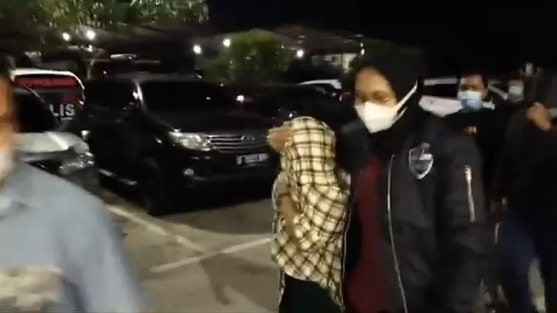 Terungkap! Ini Tarif Artis TA untuk Sekali Kencan