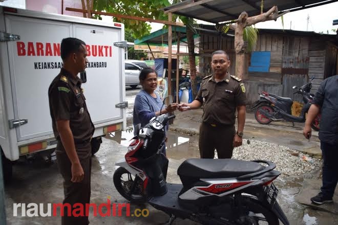 IRT Ini Akui Pengembalian Barang Bukti oleh Kejari Pekanbaru Tidak Dipungut Biaya