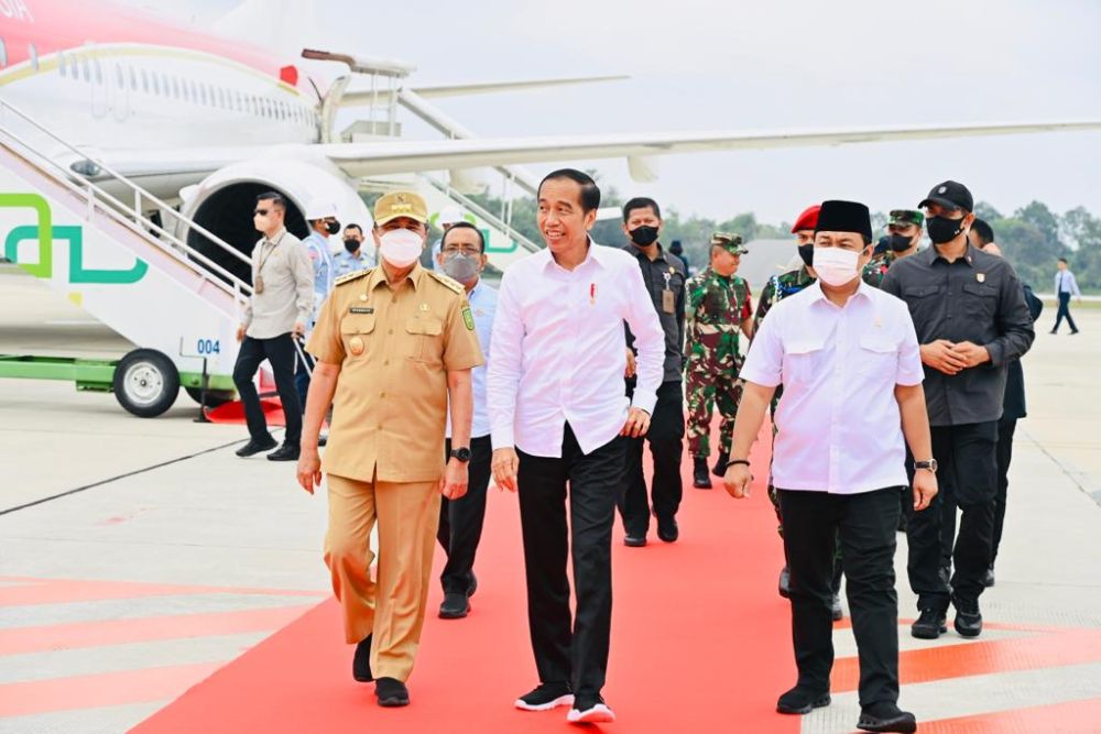 Hari Kedua Kunker, Jokowi Sambangi Dumai dan Rohil