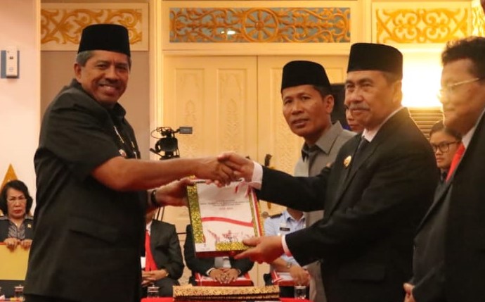Gubernur Riau Serahkan DIPA 2020 ke Bupati Siak, Ini Jumlahnya