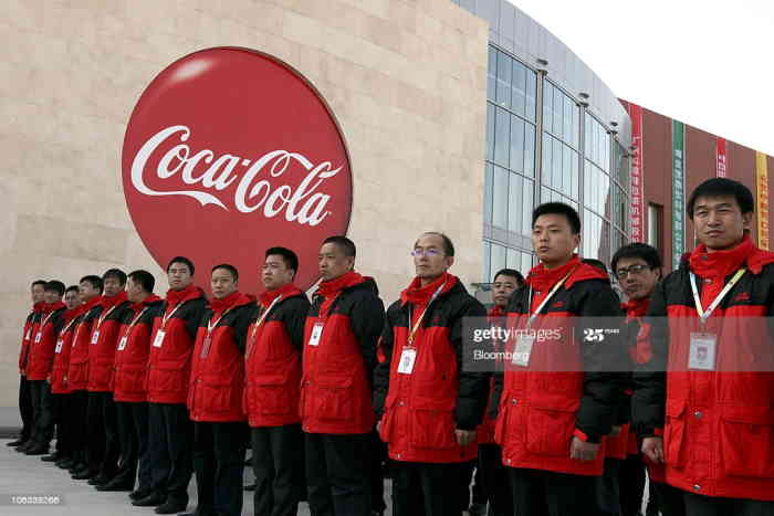 Duh, Giliran 4.000 Karyawan Coca-Cola Bakal Kena PHK