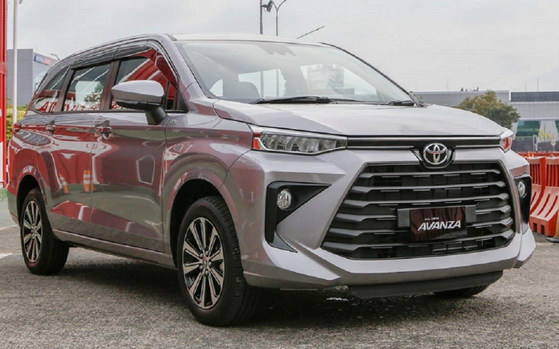 Toyota Avanza dan Veloz Jadi Mobil Terlaris Selama 2021