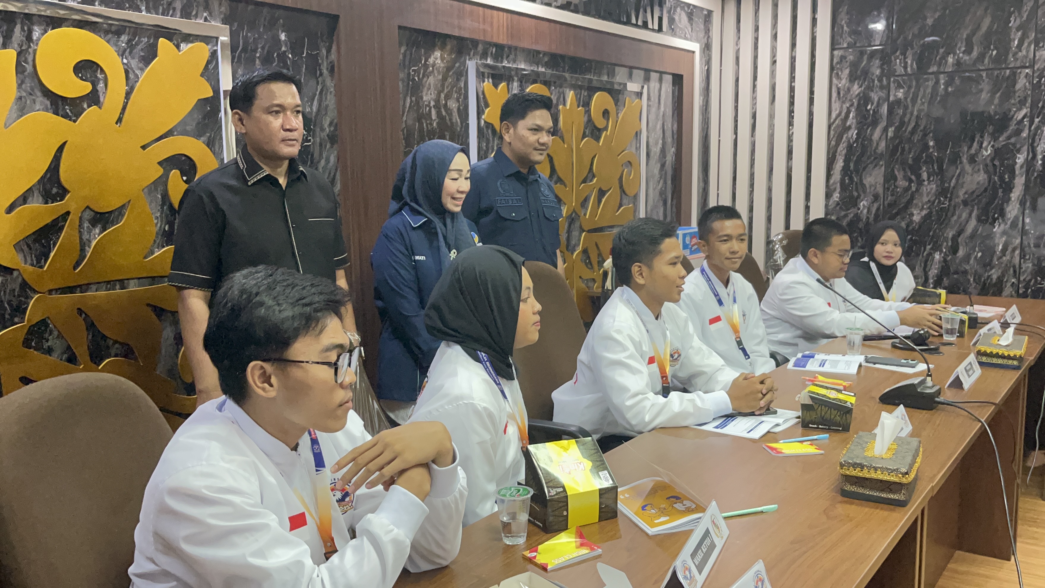 Fraksi Nasdem DPRD Pekanbaru Edukasi Remaja Bernegara soal Kedewanan